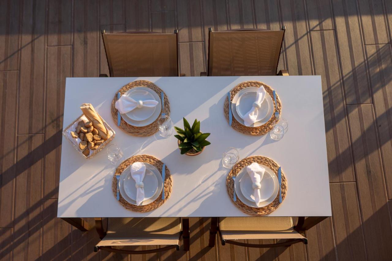 Heavenly Heights Villas By Kb Hospitality Evgiros エクステリア 写真